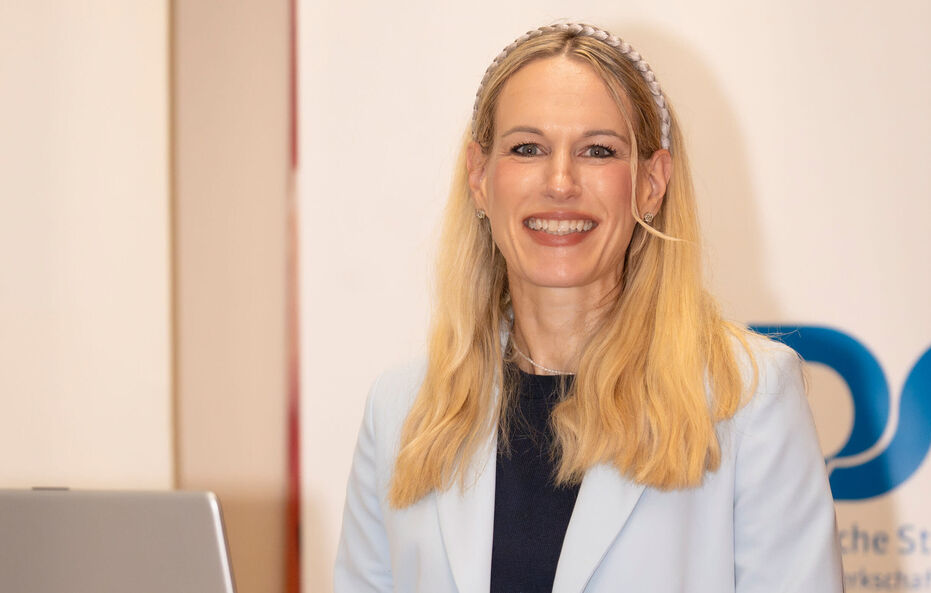 Vortrag von Dr. med. Franziska van Hall: "Resilienz: Trotz Stress gesund bleiben?"