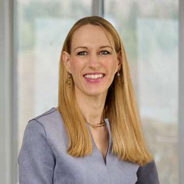 Dr. med. Franziska van Hall (Ärztliche Direktorin)